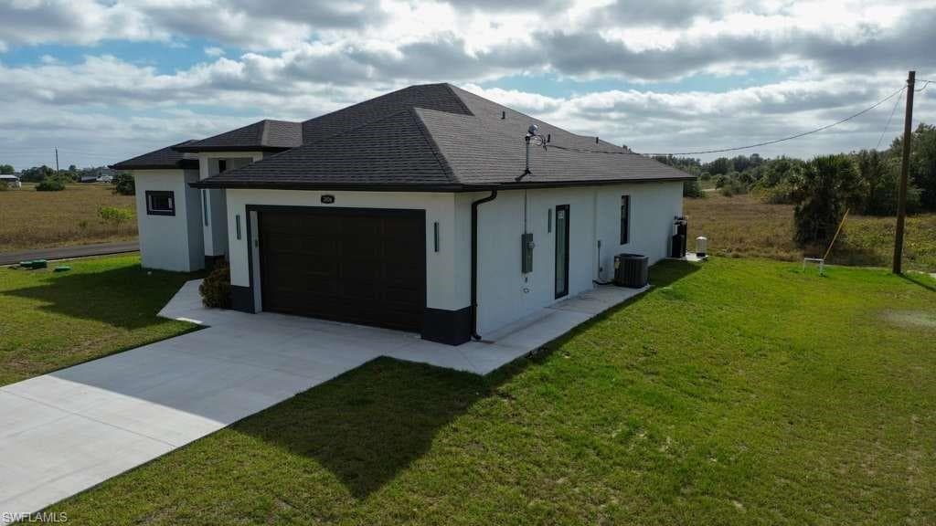 3806 E 18th ST LEHIGH ACRES, FL 33972