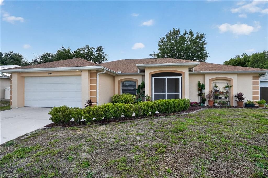 1838 Jovita AVE LEHIGH ACRES, FL 33972