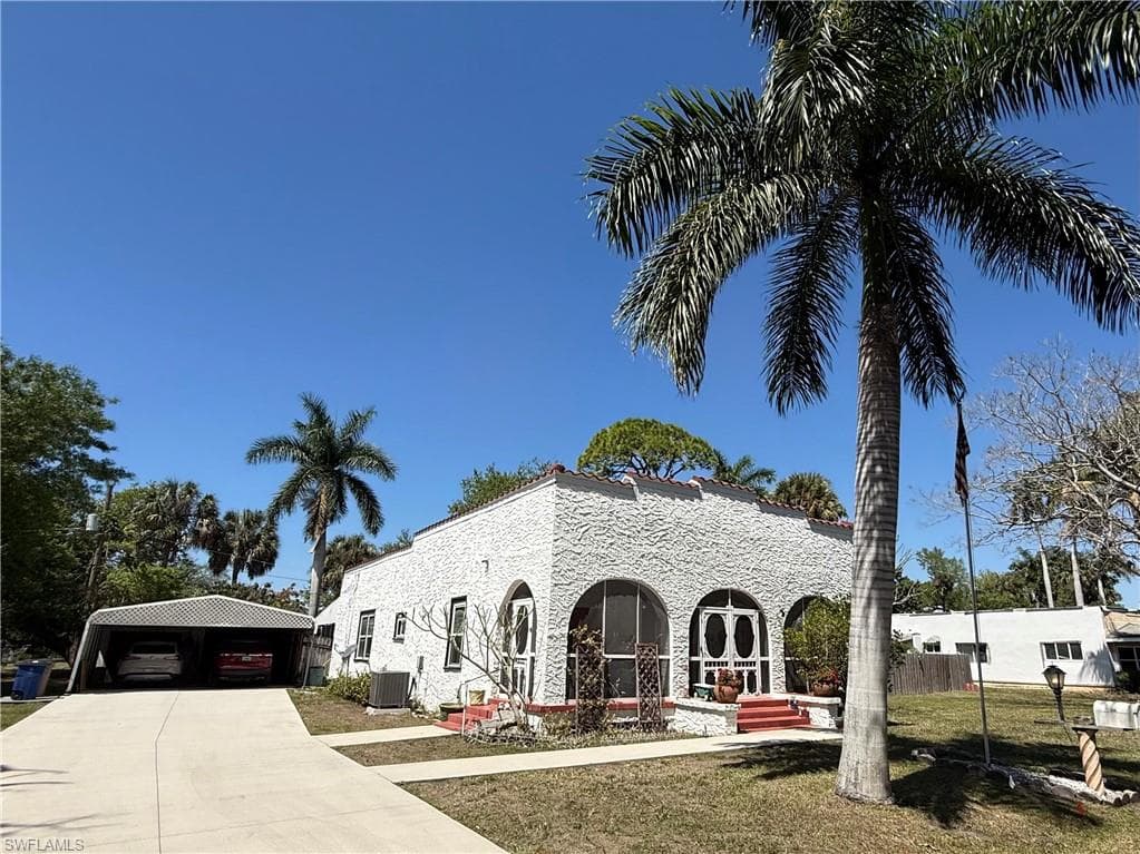 316 Royal Palm Park RD FORT MYERS, FL 33905