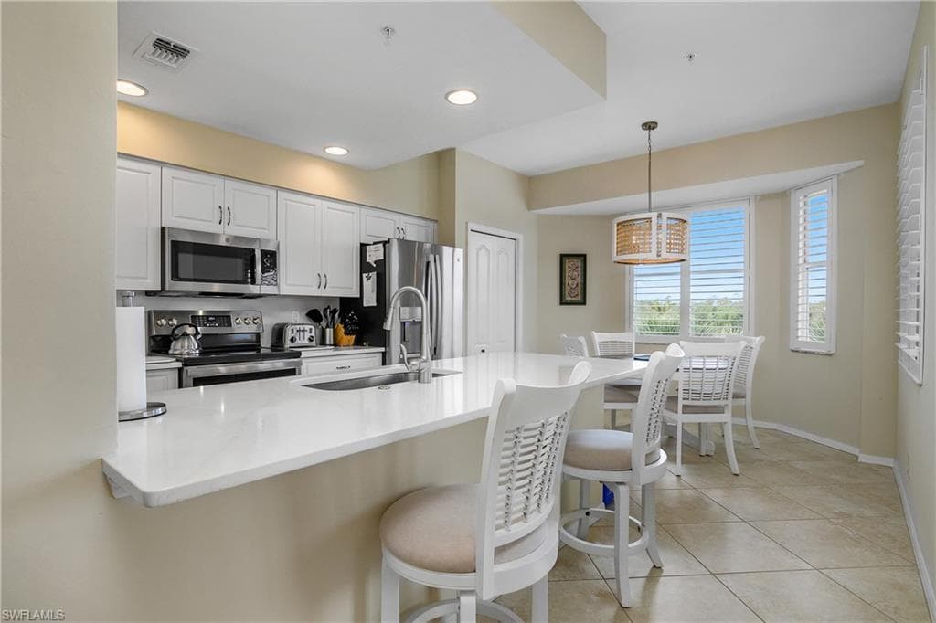 7505 Stoneybrook DR 746 NAPLES, FL 34112