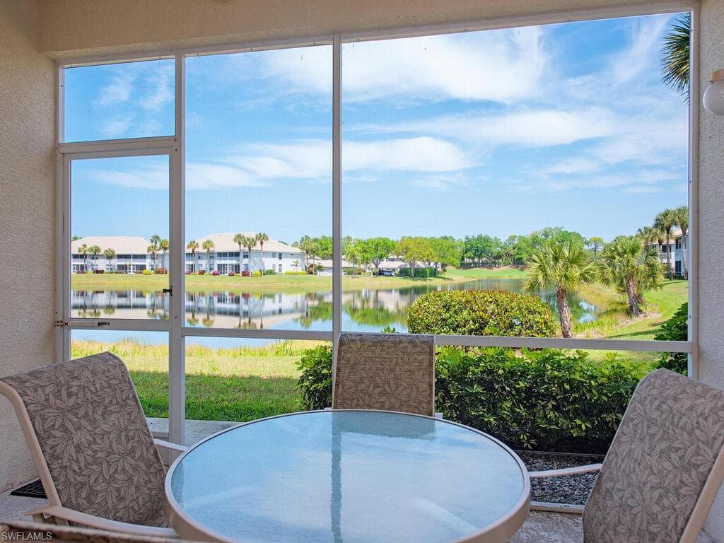 2285 Harmony LN 104 NAPLES, FL 34109
