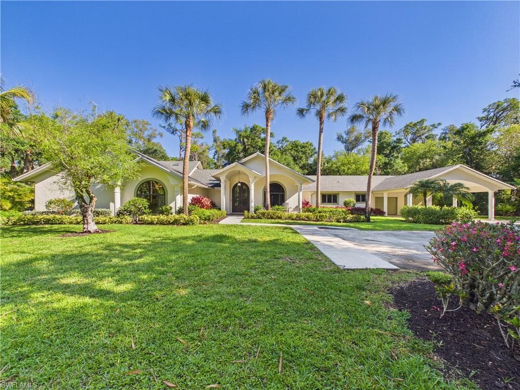 6840 Hendry Creek DR FORT MYERS, FL 33908