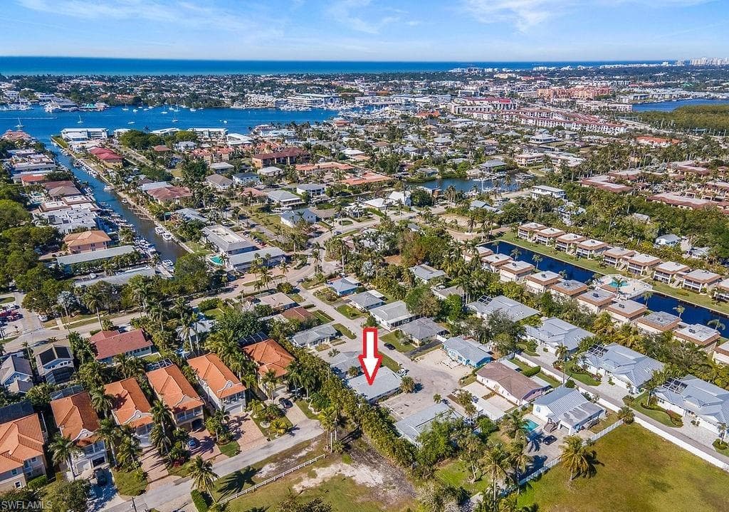 1780 Smugglers CV A & B NAPLES, FL 34112