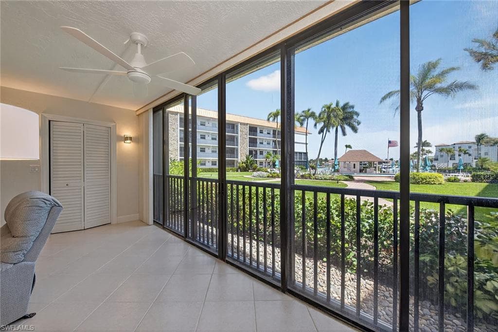 2900 Gulf Shore BLVD N 110 NAPLES, FL 34103