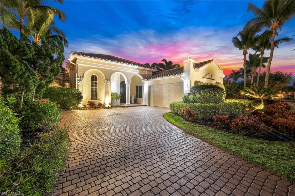 3093 Terramar DR NAPLES, FL 34119