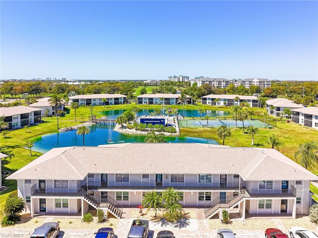 16007 Davis RD 713 FORT MYERS, FL 33908