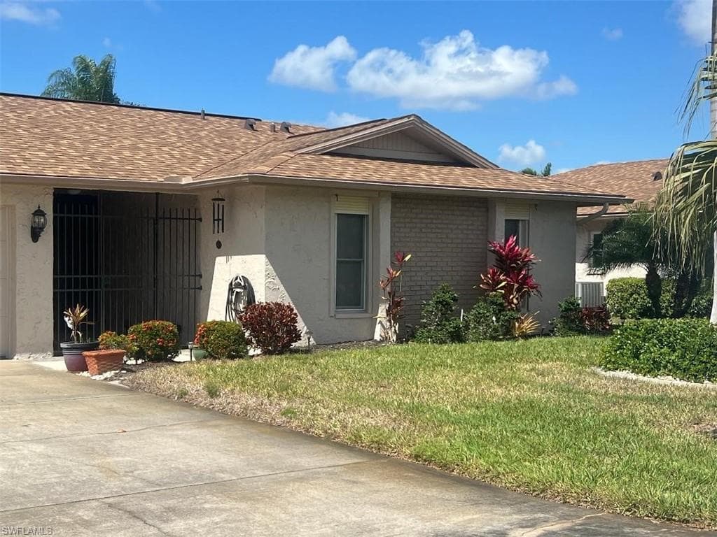 5471 Capbern CT FORT MYERS, FL 33919