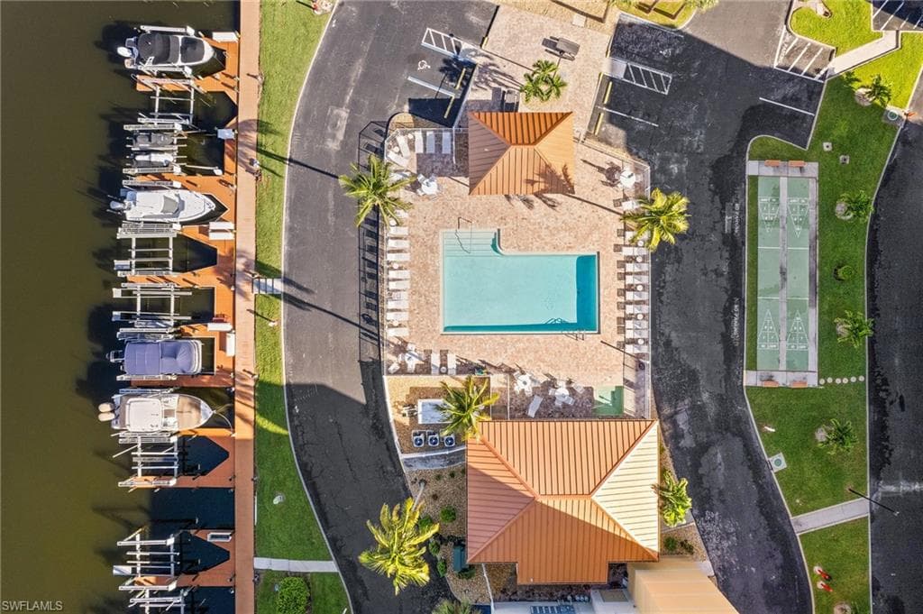 4411 Bay Beach LN 744 FORT MYERS BEACH, FL 33931