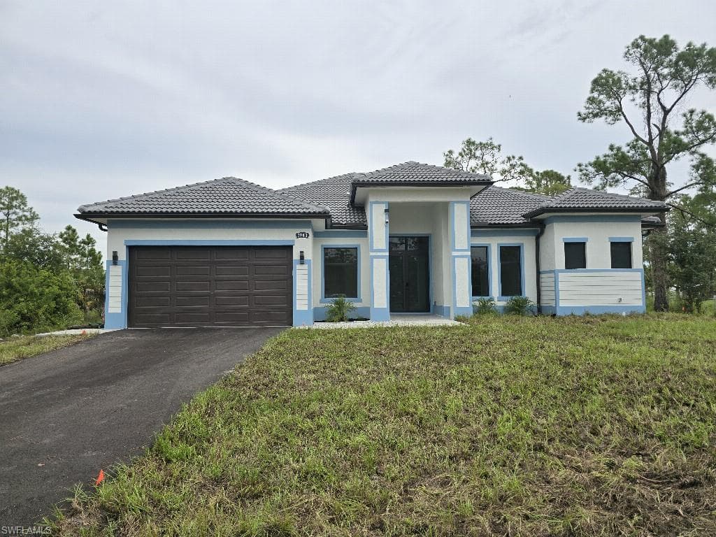 3943 16th AVE NE NAPLES, FL 34120