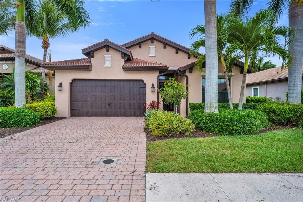 26136 Grand Prix DR BONITA SPRINGS, FL 34135