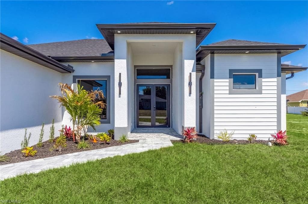 1403 NE 18th TER CAPE CORAL, FL 33909