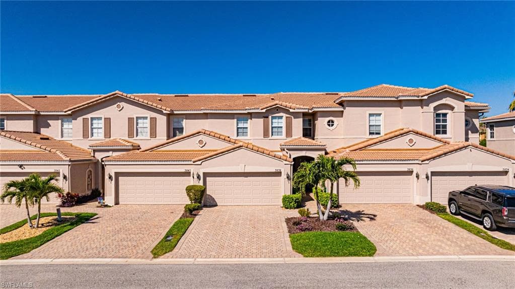 3838 Cherrybrook LOOP FORT MYERS, FL 33966