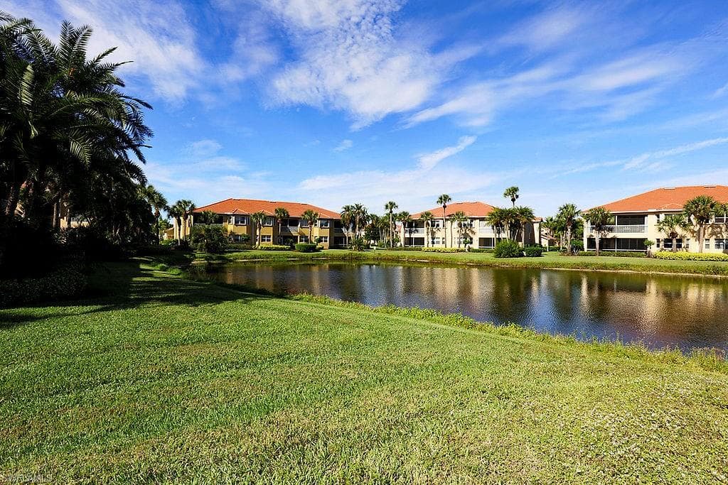 3171 Sea Trawler BEND 1803 NORTH FORT MYERS, FL 33903