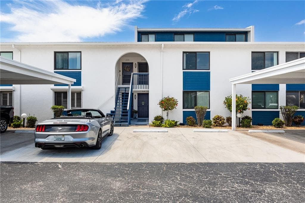 4904 Vincennes ST 204 CAPE CORAL, FL 33904