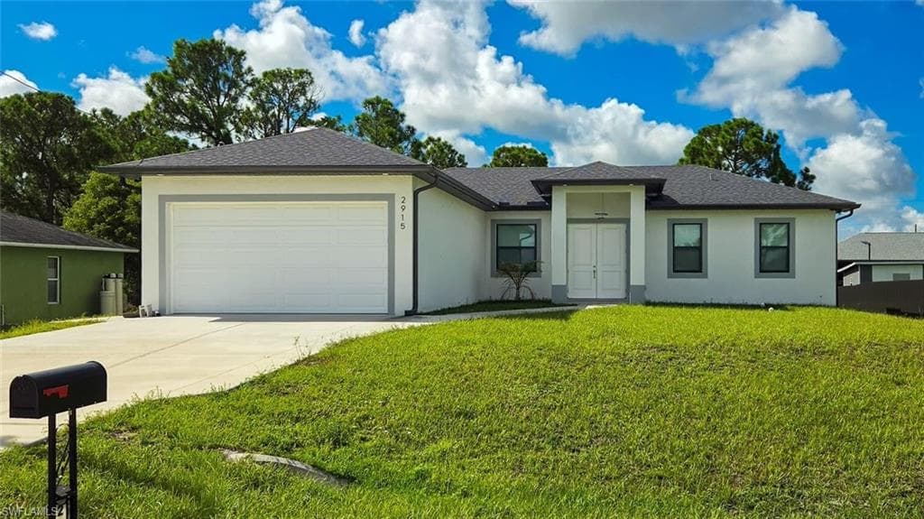 2915 28th ST SW LEHIGH ACRES, FL 33976