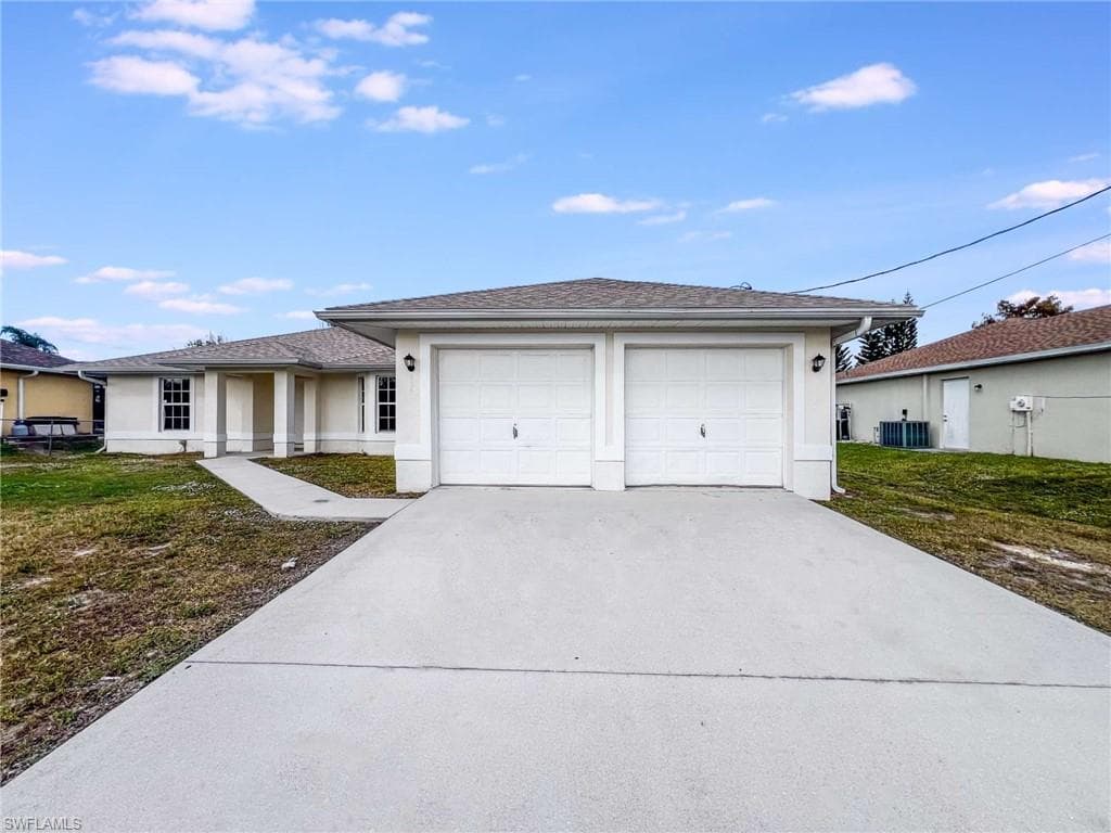 4304 12th ST W LEHIGH ACRES, FL 33971