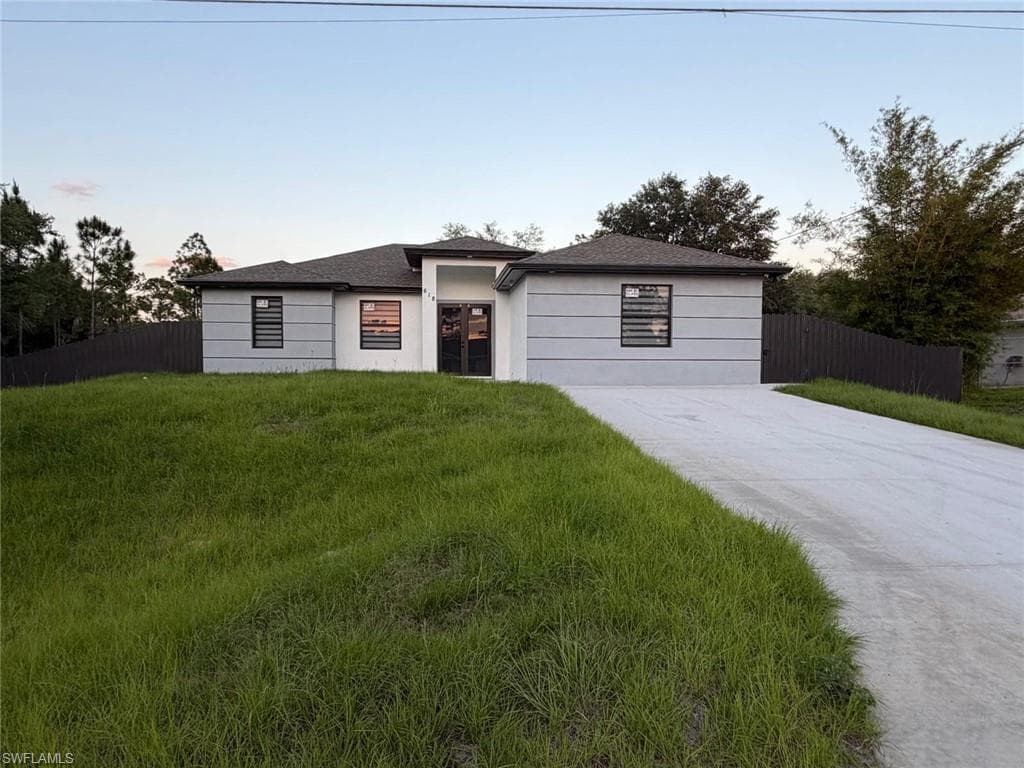 618 Thompson AVE LEHIGH ACRES, FL 33972