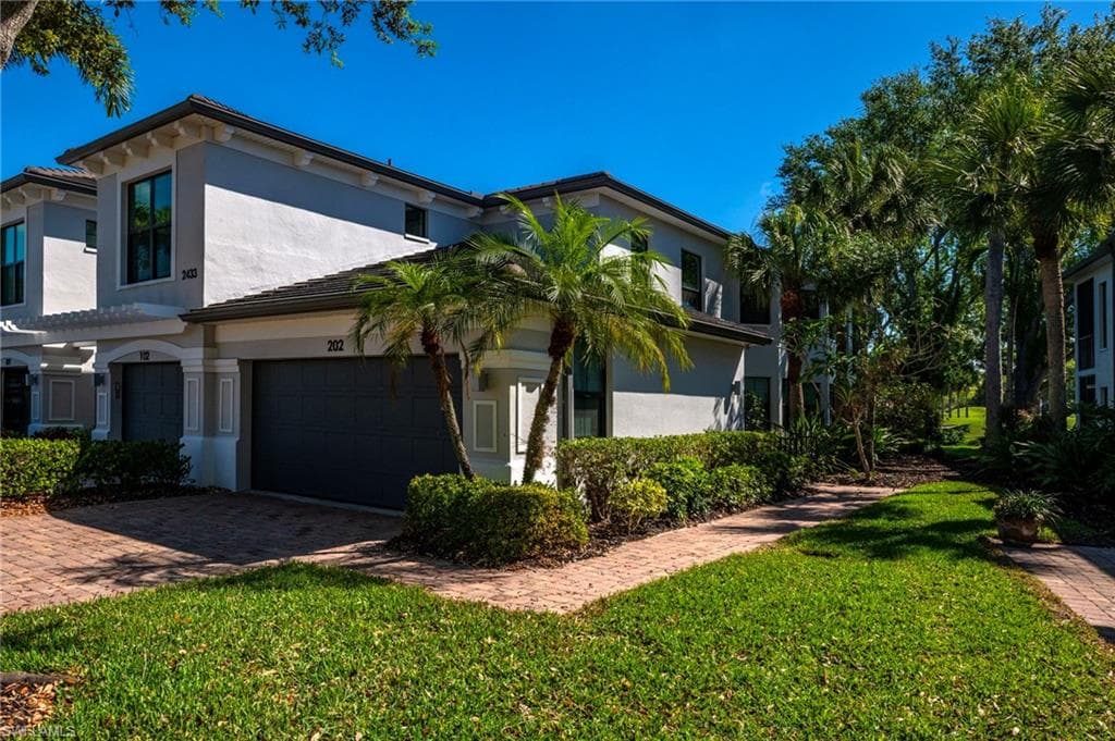 2433 Ravenna BLVD 202 NAPLES, FL 34109