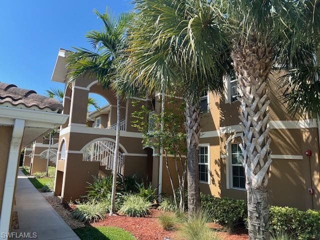 1057 Winding Pines CIR 105 CAPE CORAL, FL 33909