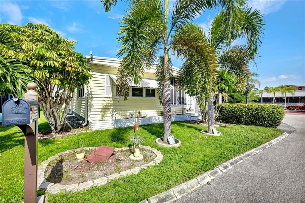 16049 Hibiscus WAY NORTH FORT MYERS, FL 33903