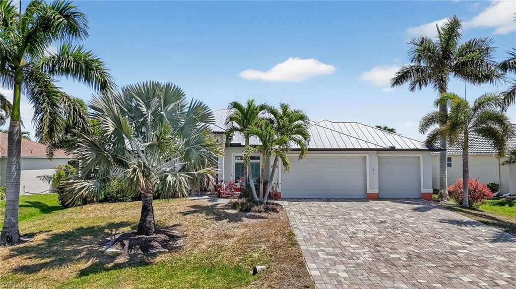 2705 SW 29th PL CAPE CORAL, FL 33914