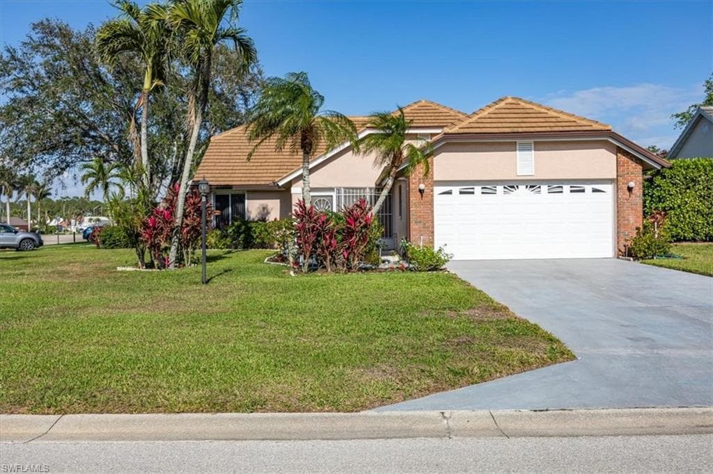 6094 Westbourgh DR NAPLES, FL 34112