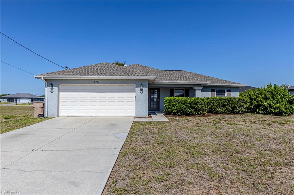 2904 5th PL CAPE CORAL, FL 33993