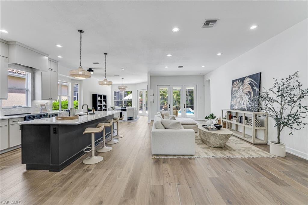 6132 Highwood Park LN NAPLES, FL 34110