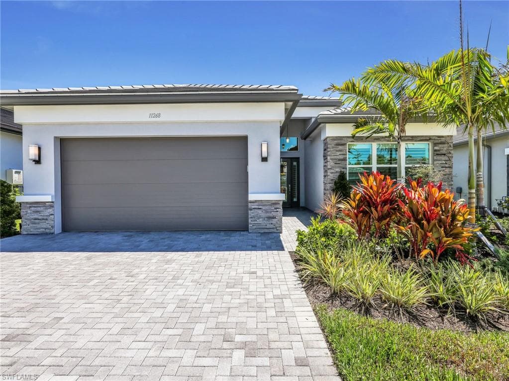 11268 Daphne CT