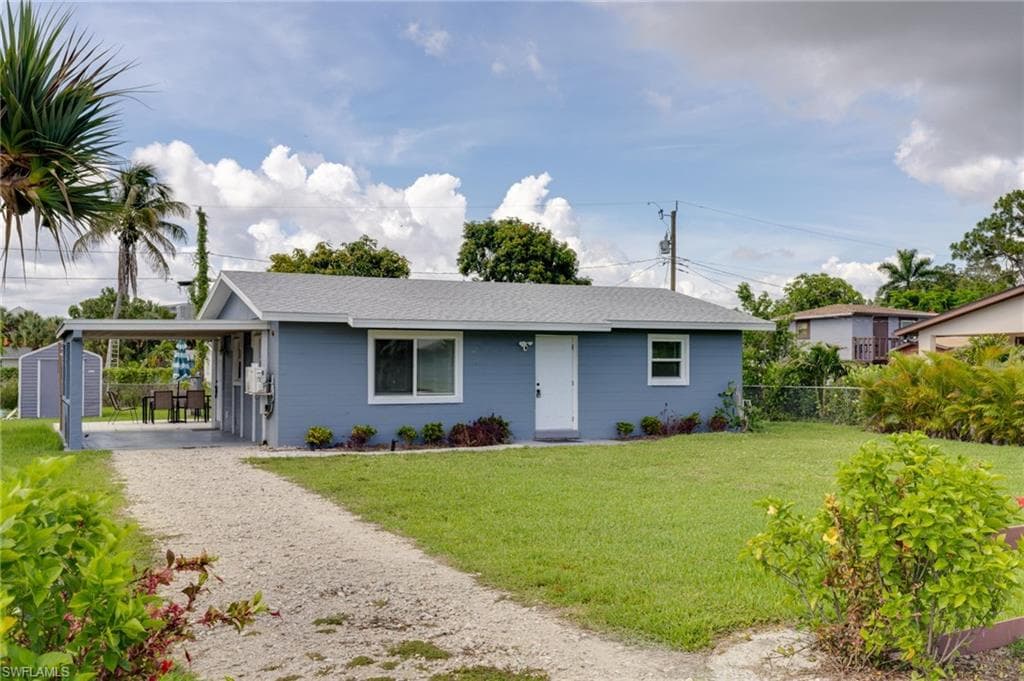 4630 New Haven DR FORT MYERS, FL 33908
