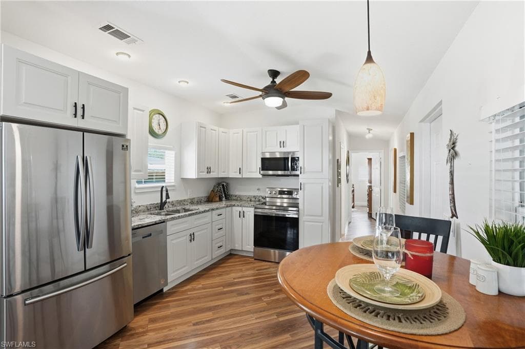 232 Cape Sable DR NAPLES, FL 34104
