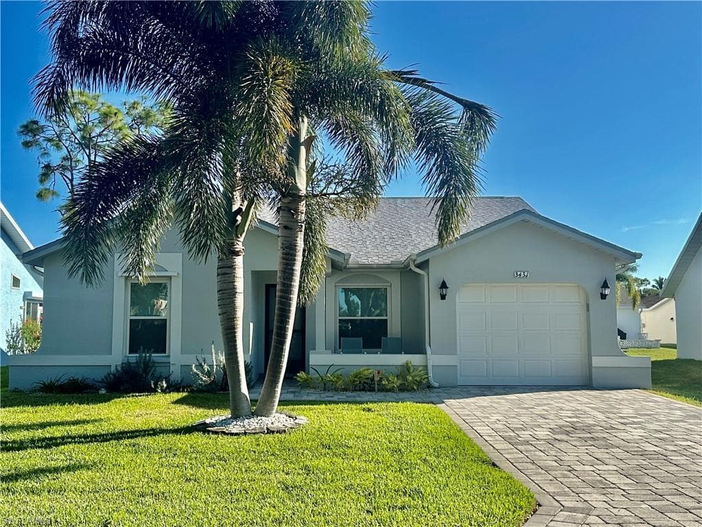 3431 Clubview DR NORTH FORT MYERS, FL 33917