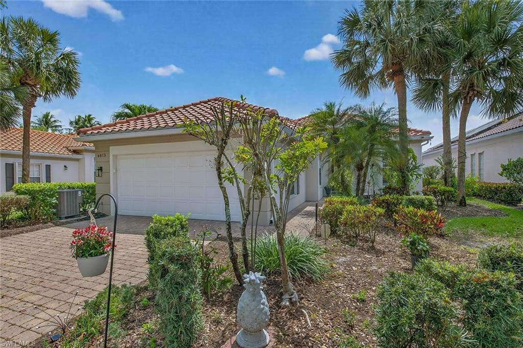 4013 Trinidad WAY NAPLES, FL 34119