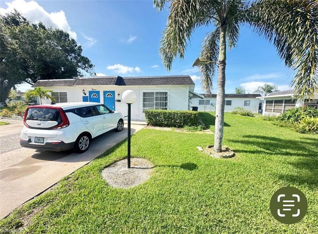 10 Tangelo CT LEHIGH ACRES, FL 33936