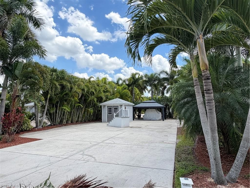 10062 Ramblewood CT FORT MYERS, FL 33905