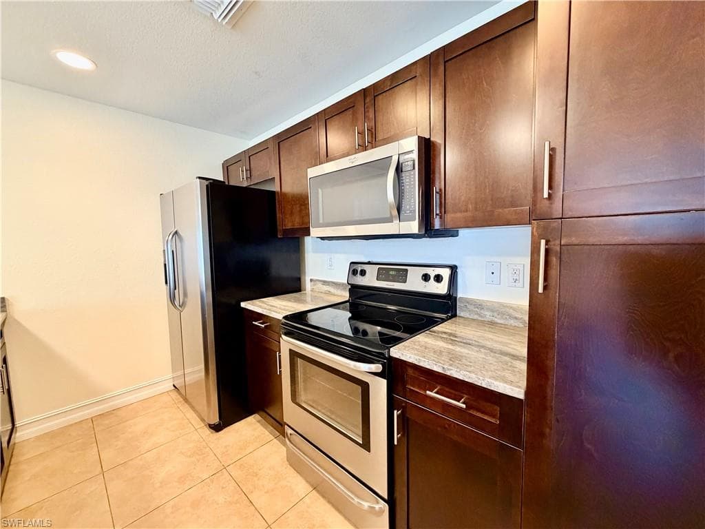 503 Hancock Bridge PKWY CAPE CORAL, FL 33990