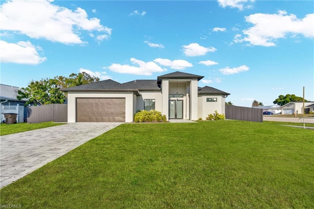 2 SE 20th CT CAPE CORAL, FL 33990