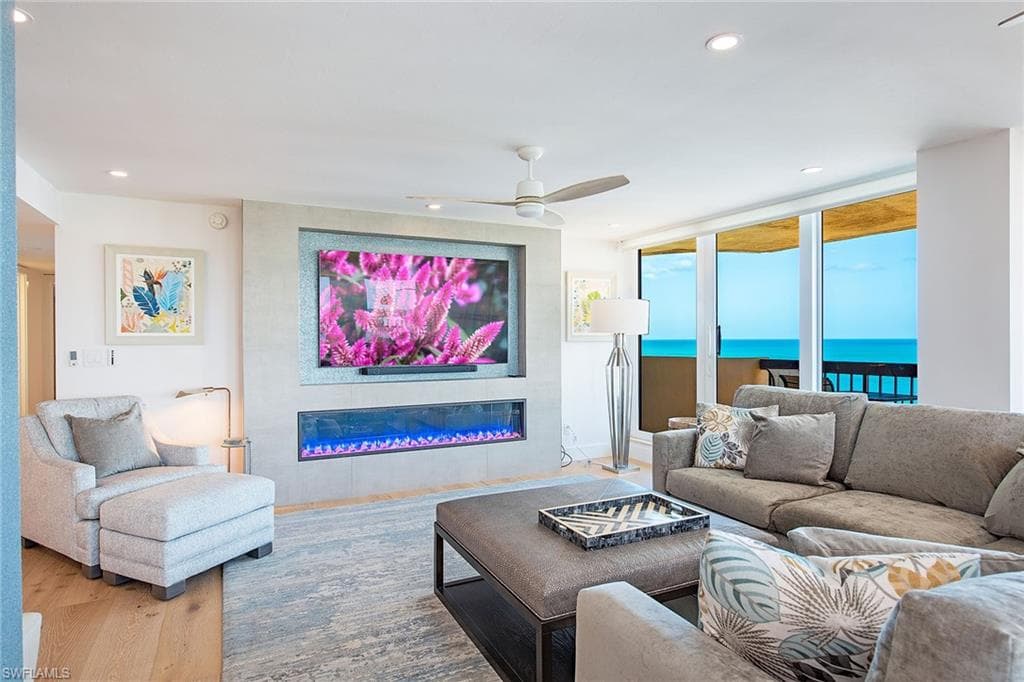 4001 Gulf Shore BLVD N 1100 NAPLES, FL 34103