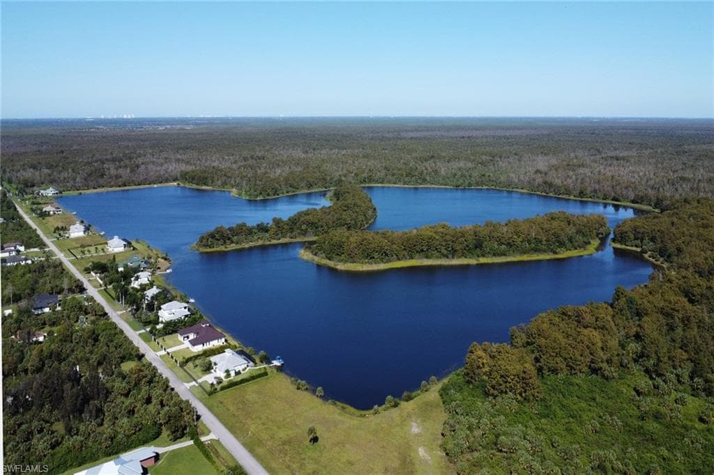 145 Shady Hollow BLVD W NAPLES, FL 34120