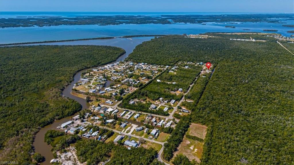 25 & 26 Plantation DR EVERGLADES CITY, FL 34141