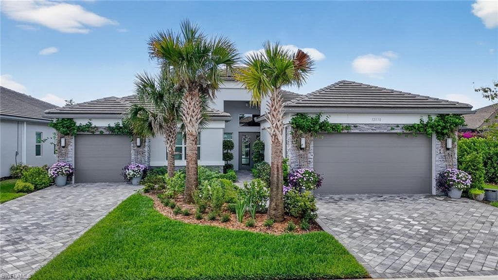 12030 Azalea WAY NAPLES, FL 34120