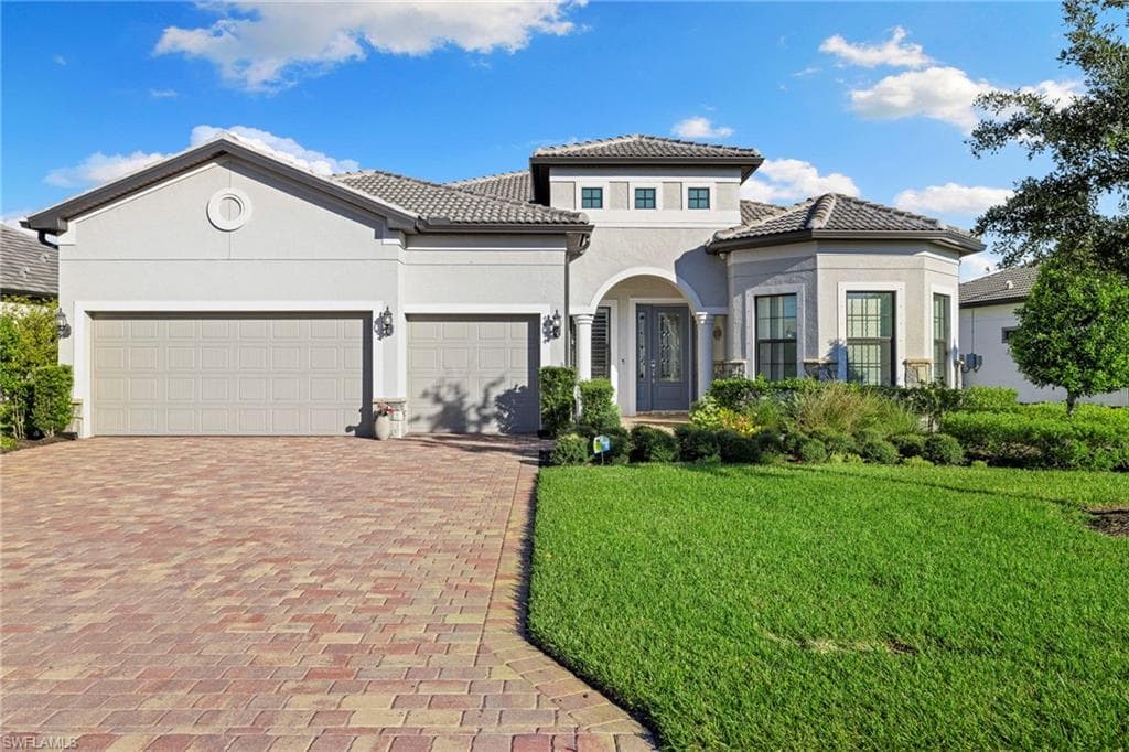 9124 Snowy Owl WAY NAPLES, FL 34120