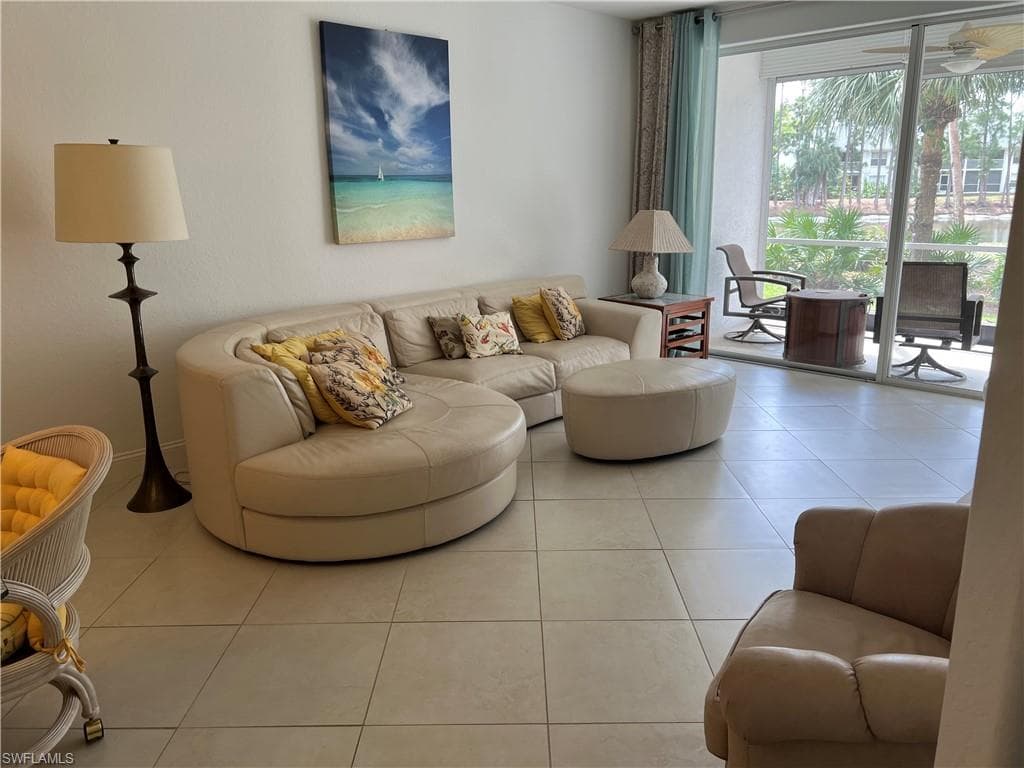 1240 Sarah Jean CIR M102 NAPLES, FL 34110