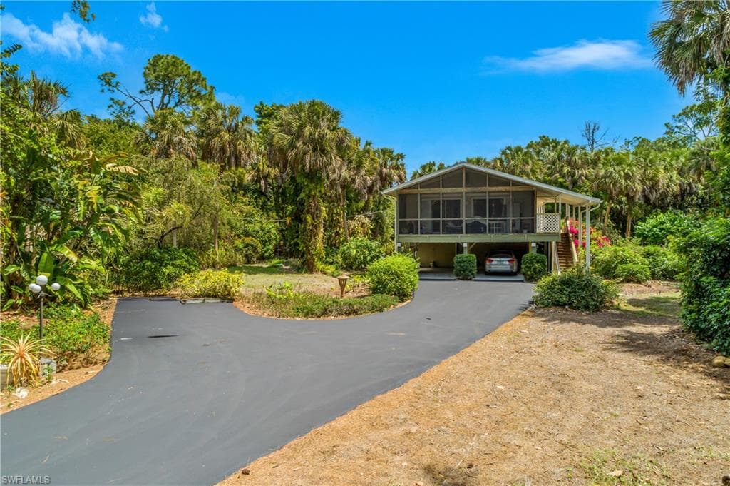 670 7th ST SW NAPLES, FL 34117