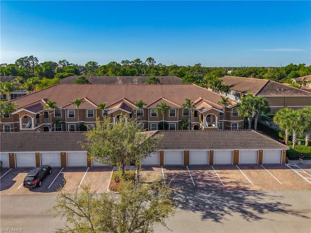 1108 Winding Pines CIR 104 CAPE CORAL, FL 33909