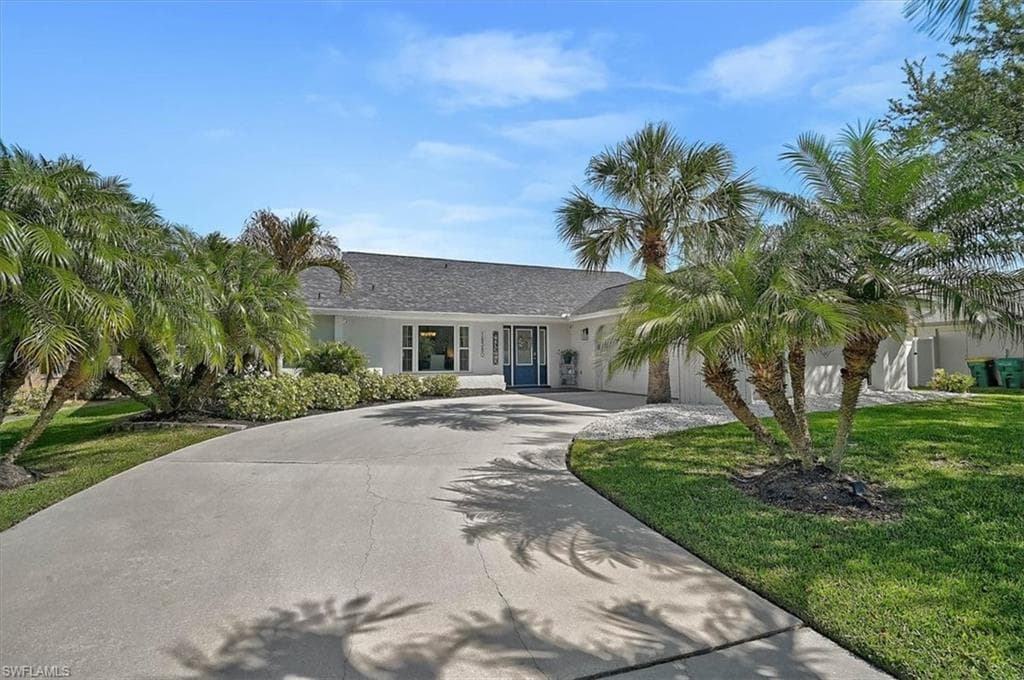 18380 Robinson AVE PORT CHARLOTTE, FL 33948