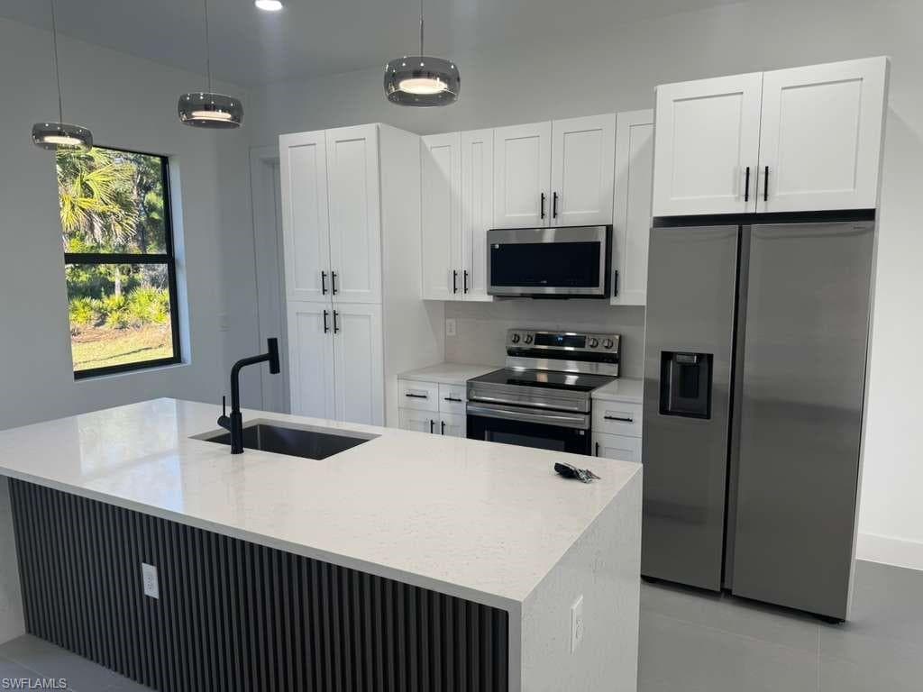 1037 Barcelona ST E LEHIGH ACRES, FL 33974