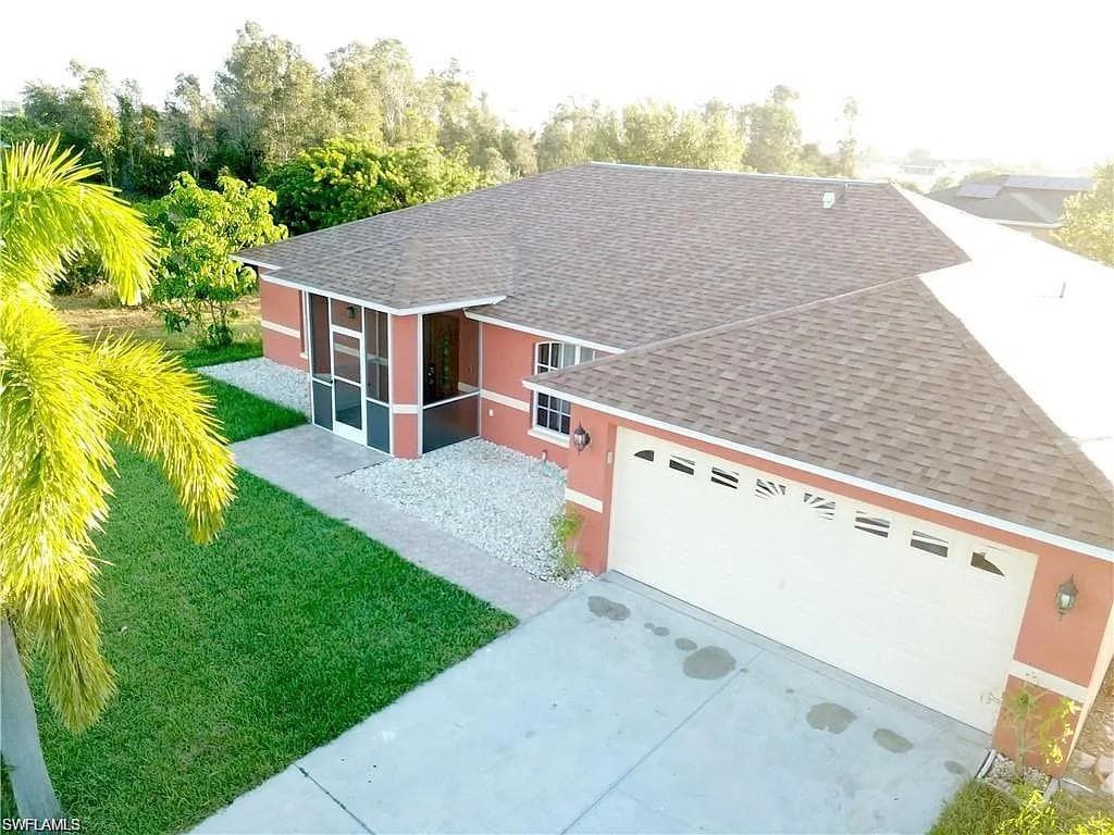 397 Pennfield AVE LEHIGH ACRES, FL 33974