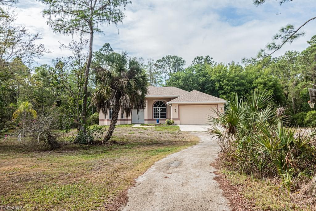 220 20th AVE NW NAPLES, FL 34120