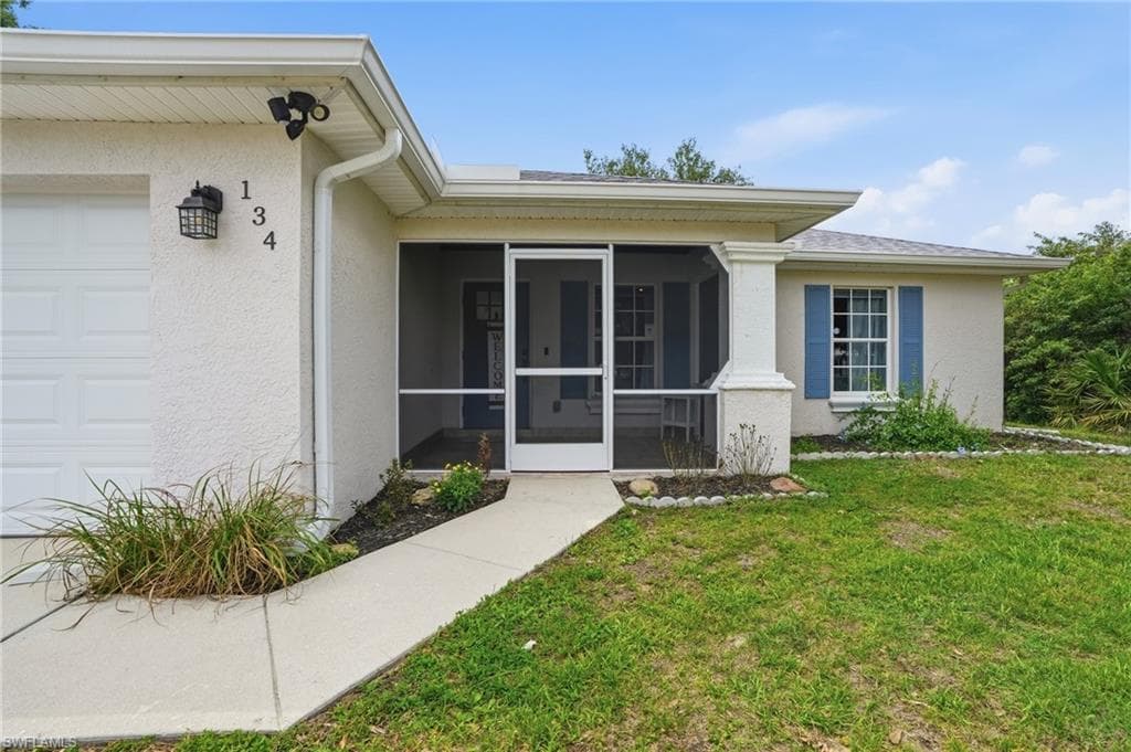 134 McArthur BLVD LEHIGH ACRES, FL 33974